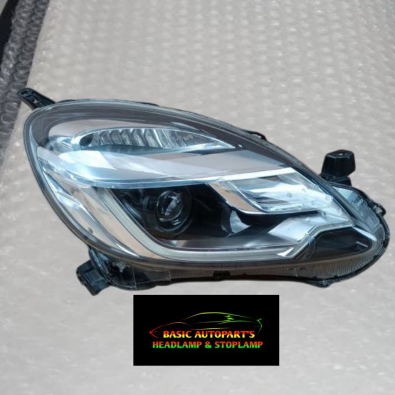 Headlamp Lampu Depan Honda Mobilio/Brio RS 2018 Lampu Depan Honda Mobilio Brio RS Original
