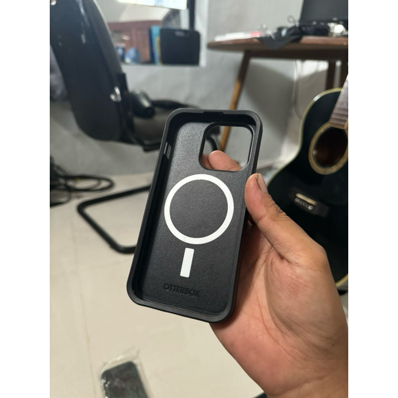 Otterbox Casing Ponsel