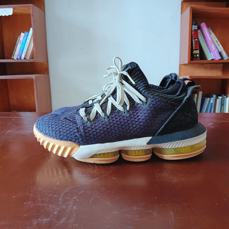 Nike Lebron 16 Low Navy Neon Sepatu Basket Unisex Second Original