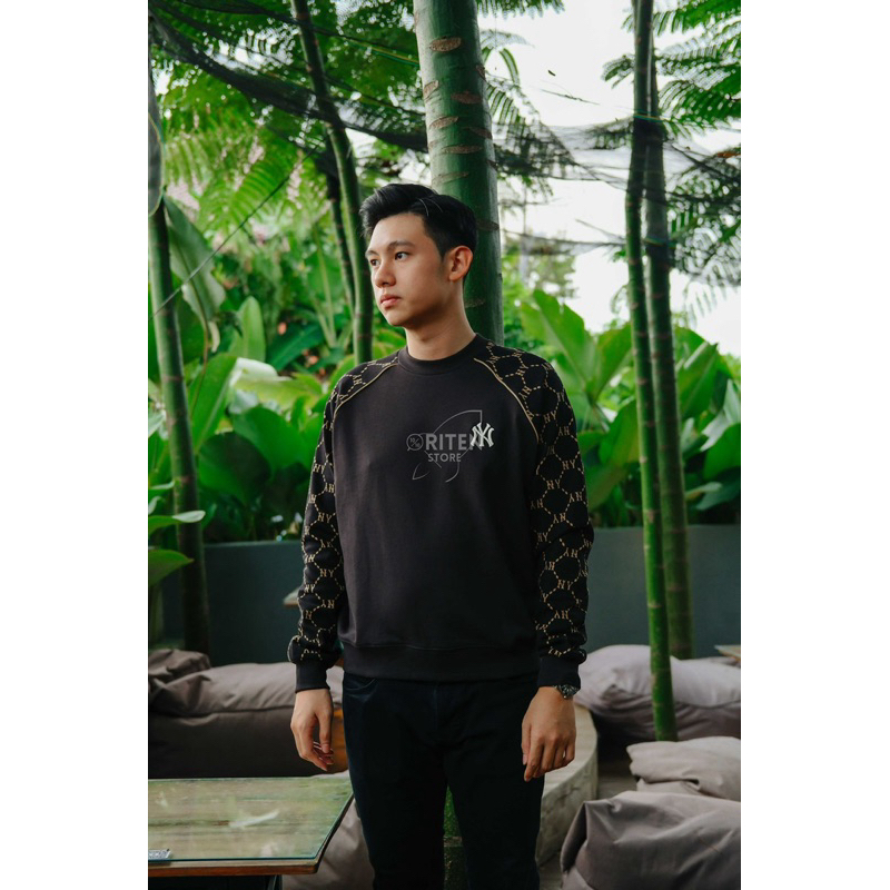 MLB Korea NY Jacquard Dia Monogram Sleeve Sweater Black Original / Baju Sweater MLB Authentic