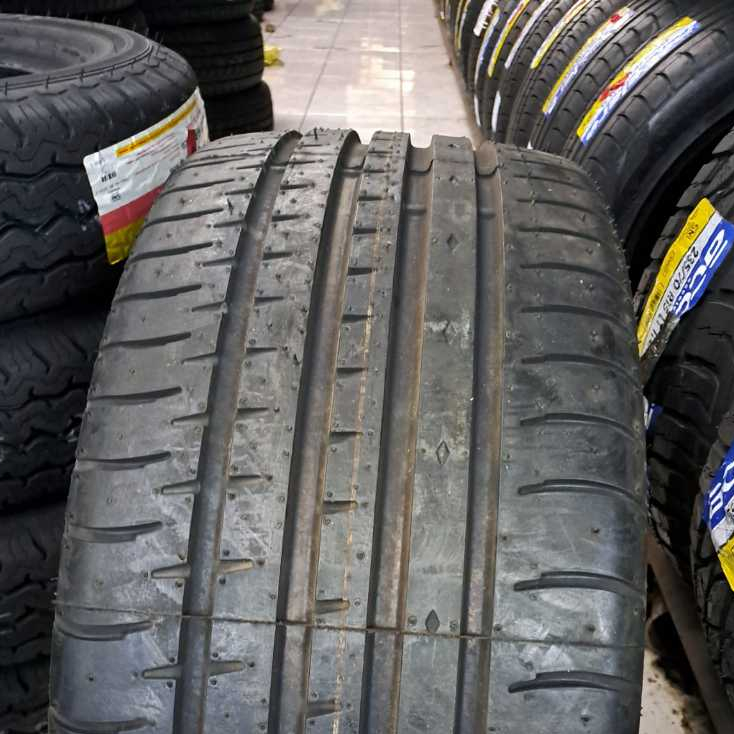 Ban Mobil Accelera PHI 275 35 Ring 19