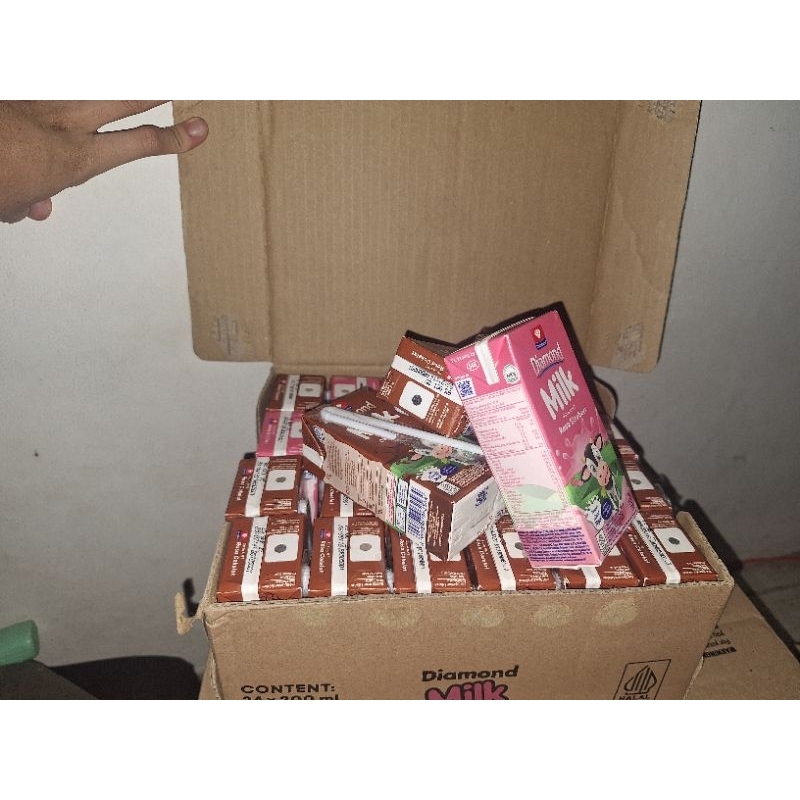 

susu diamond 200ml 1box