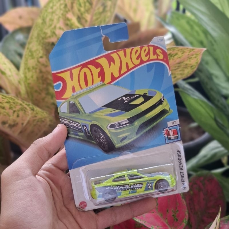 Hot Wheels Dodge Charger SRT