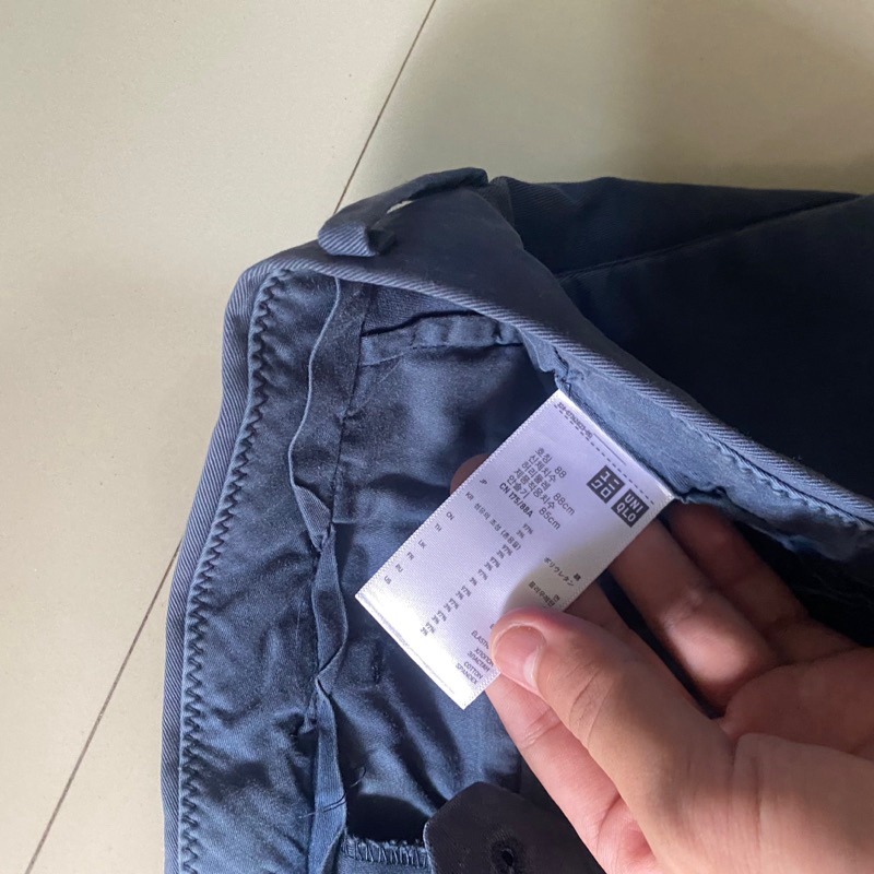 Uniqlo pants second size 32-31