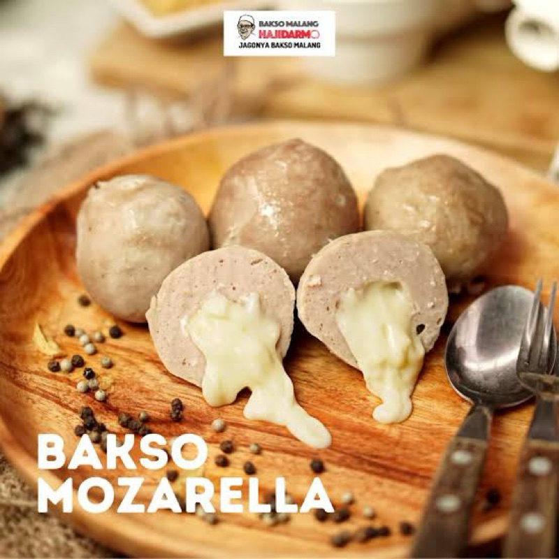 

Bakso daging isi keju mozarella + sambal pedas mercon + saus keju