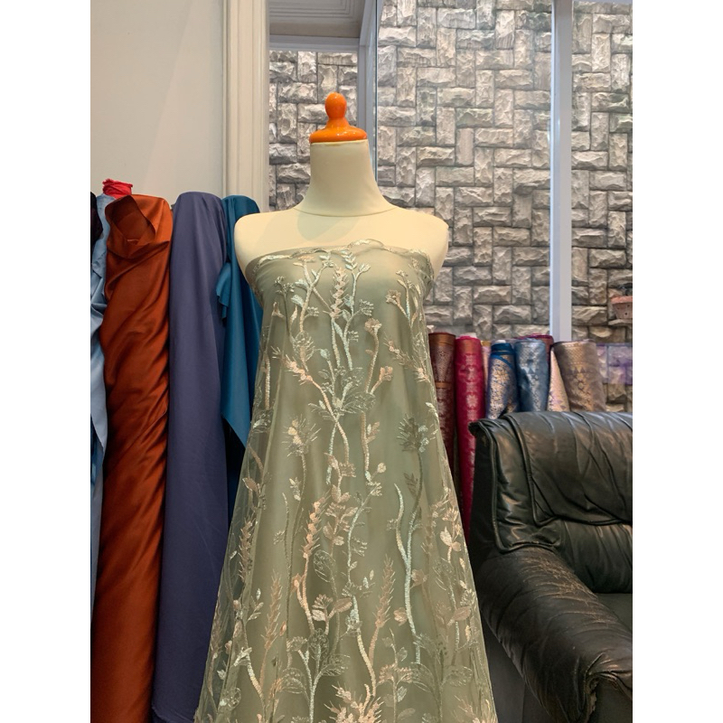 Bahan Kain Kebaya Brokat Mewah Tile Bordir Daisy Vol.3 embroidery 2 tone Warna Sage Green Hijau Sage
