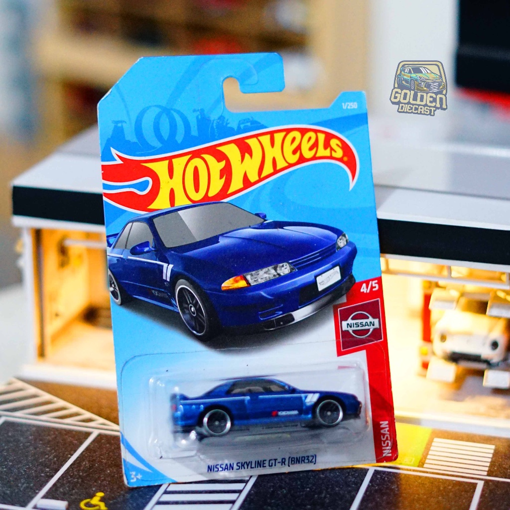 HOT WHEELS NISSAN SKYLINE BNR32 YOKOHAMA BLUE