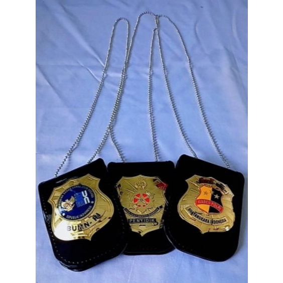 

Dompet Kalung Lencana | Id Card KTA | Kulit 1 paket Dengan Logo Yang Tertera