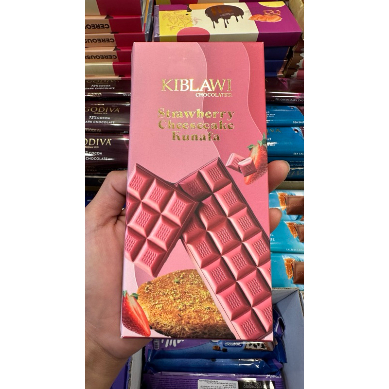 

PO COKLAT KUNAFA STRAWBERRY CHEESECAKE ORIGINAL