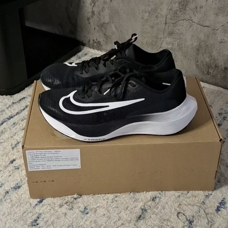 Nike Zoom Fly 5 Original Store
