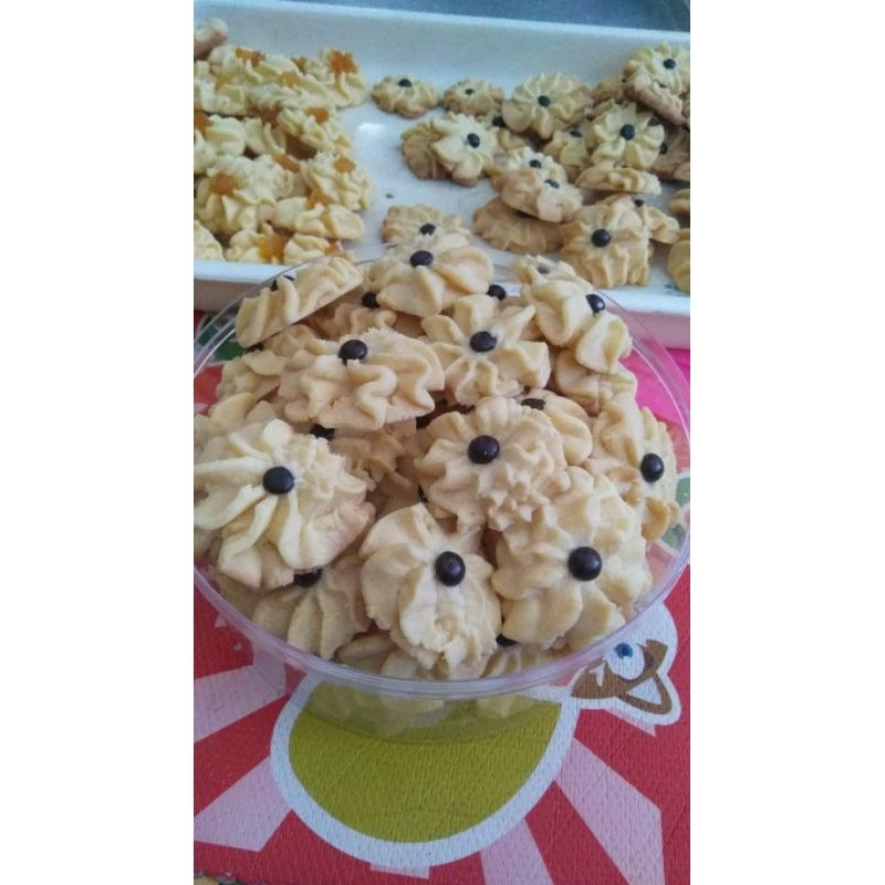 

Kue semprit kemasan 500gr