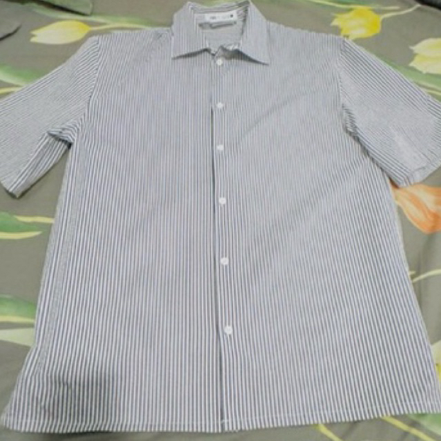 Zara man kemeja cowok preloved size s