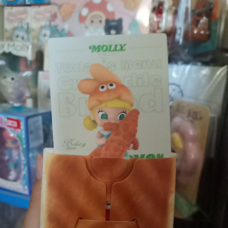 MOLLY CARB LOVER CROCODILE BREAD