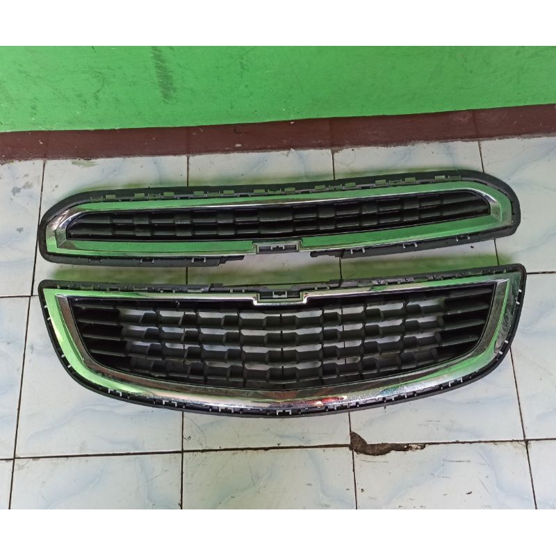 grill chevrolet spin original