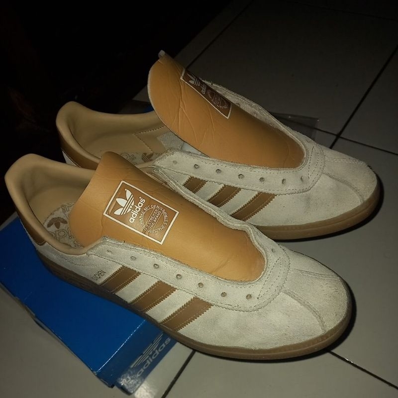 ADIDAS MUNCHEN CREAM ORIGINAL SECOND WITH TAG