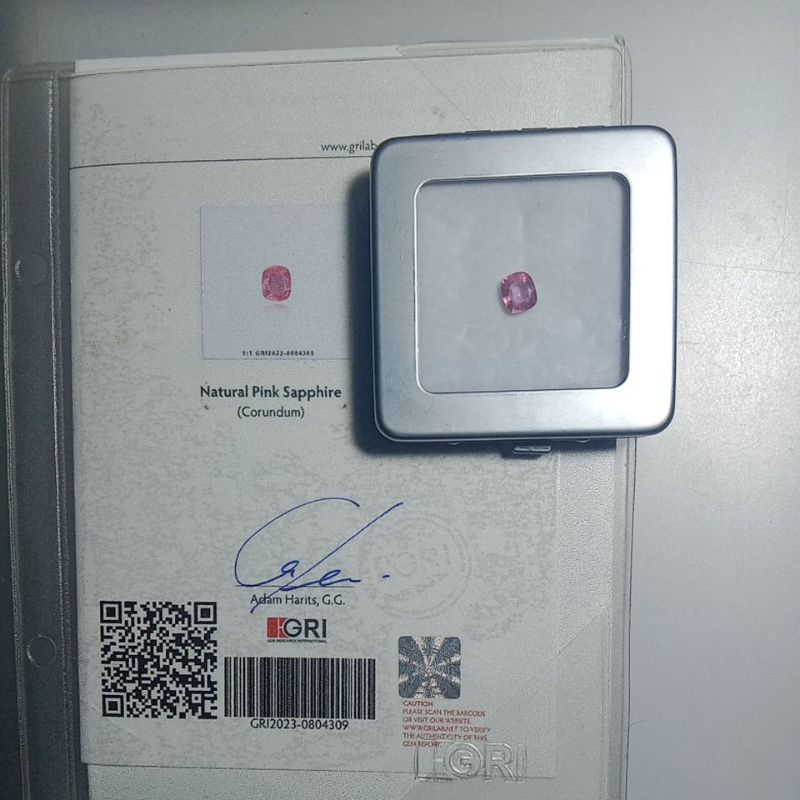 NATURAL PINK SAPPHIRE