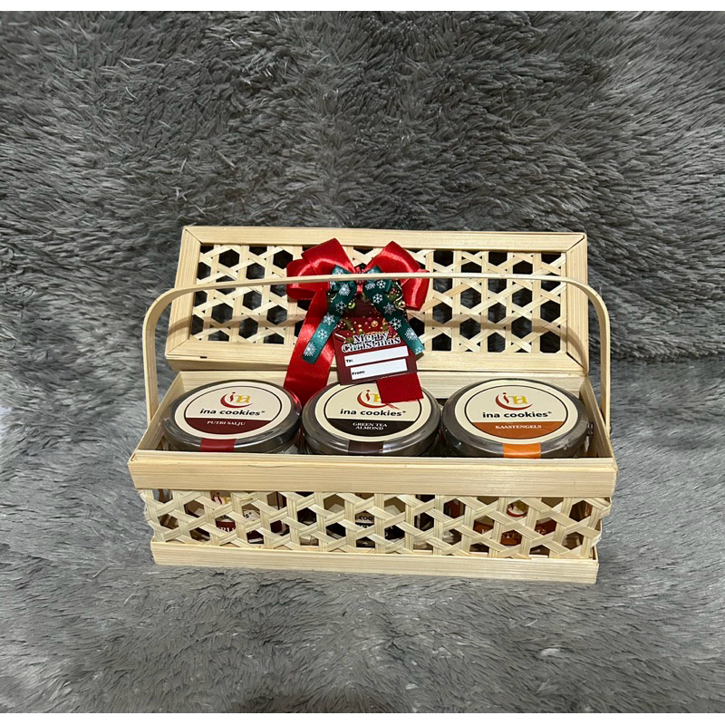 

hampers natal isi 3 jar beling