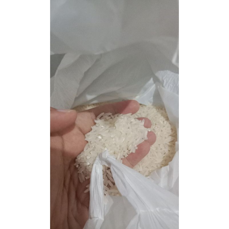 

Beras 1 kg C4 Raja
