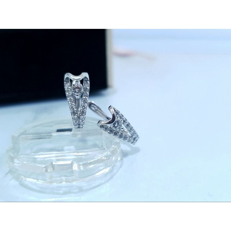 Anting Berlian Emas Putih Model Jepit