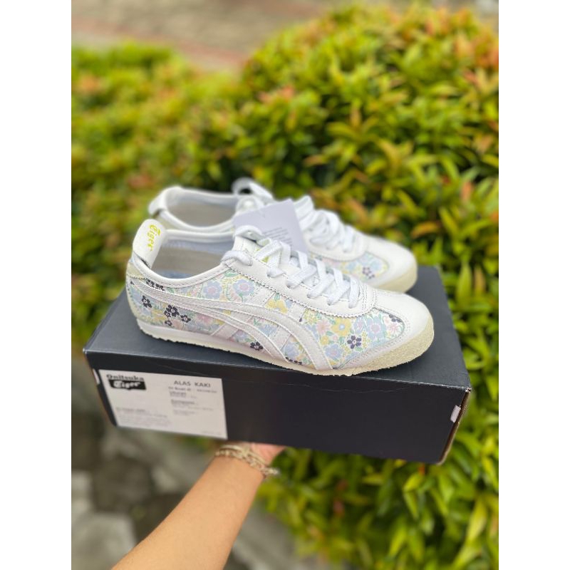 Onitsuka Tiger Mexico 66 White Flower Size 38 37.5