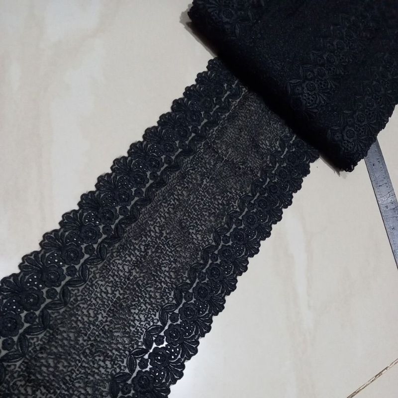 Renda pengantin/ renda tile gyper harga permeter