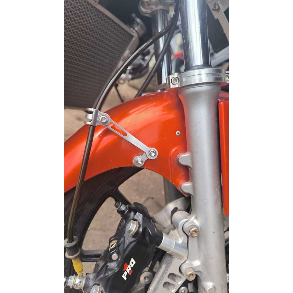 BREKET SELANG REM DEPAN CNC UNIVERSAL PNP NINJA BRACKET SLANG REM MOTOR KLEM SELANG REM DEPAN UNIVER