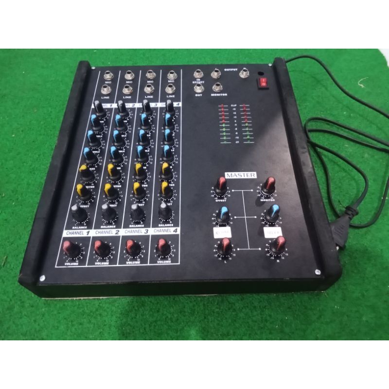 Audio Mixer 4 Channel rakitan Kit plus Effect