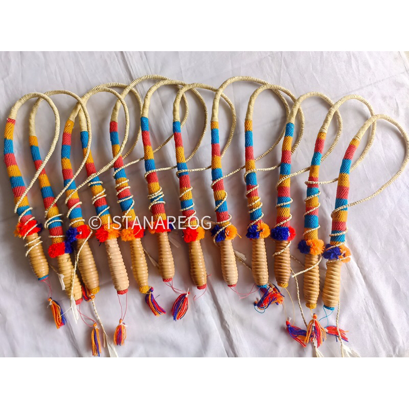 [TERBARU] Pecut menjalin / Pecut Kepang / pecut rotan / Pecut jaranan / Pecut murah