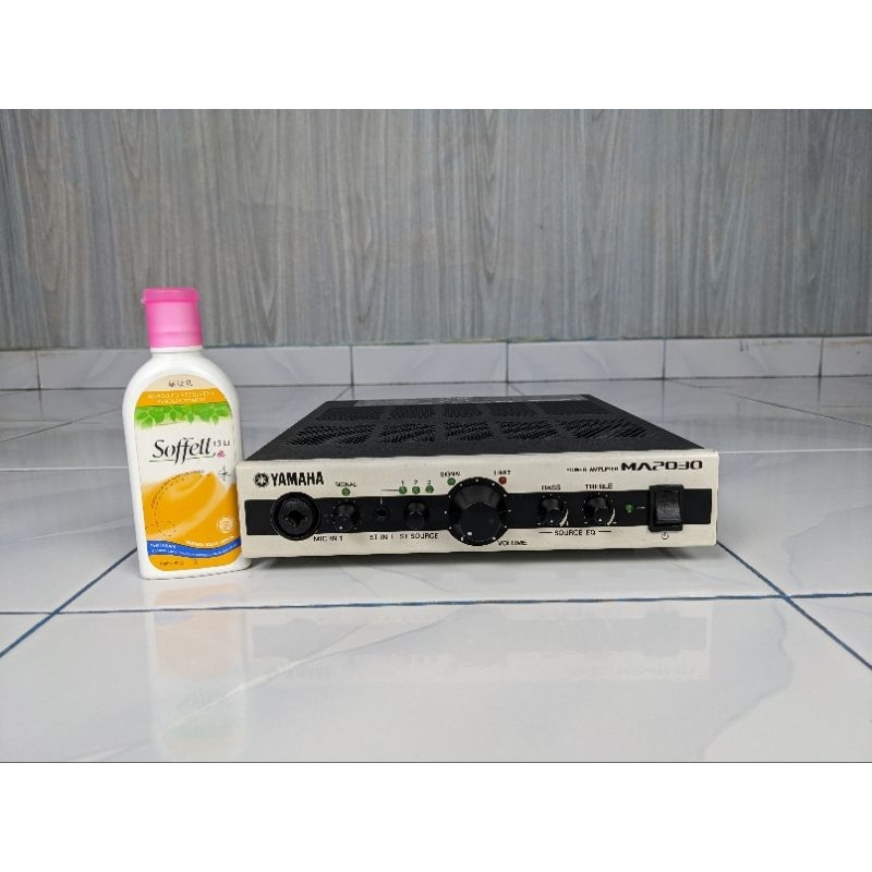 Mixer Power Amplifier Yamaha MA2030