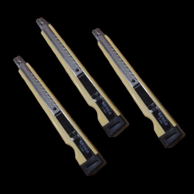 

Cutter kenko Kecil A-300