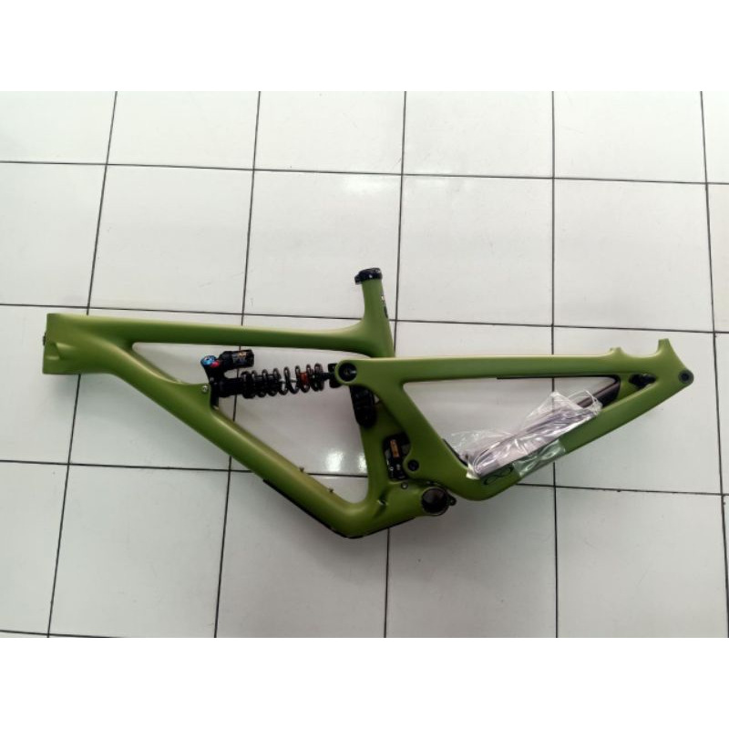 Frame Set Yeti SB165 Size M Moss Grend Carbon TA12X148 Rearsock FOX DPX2 Coil Spring Garansi Life Ti