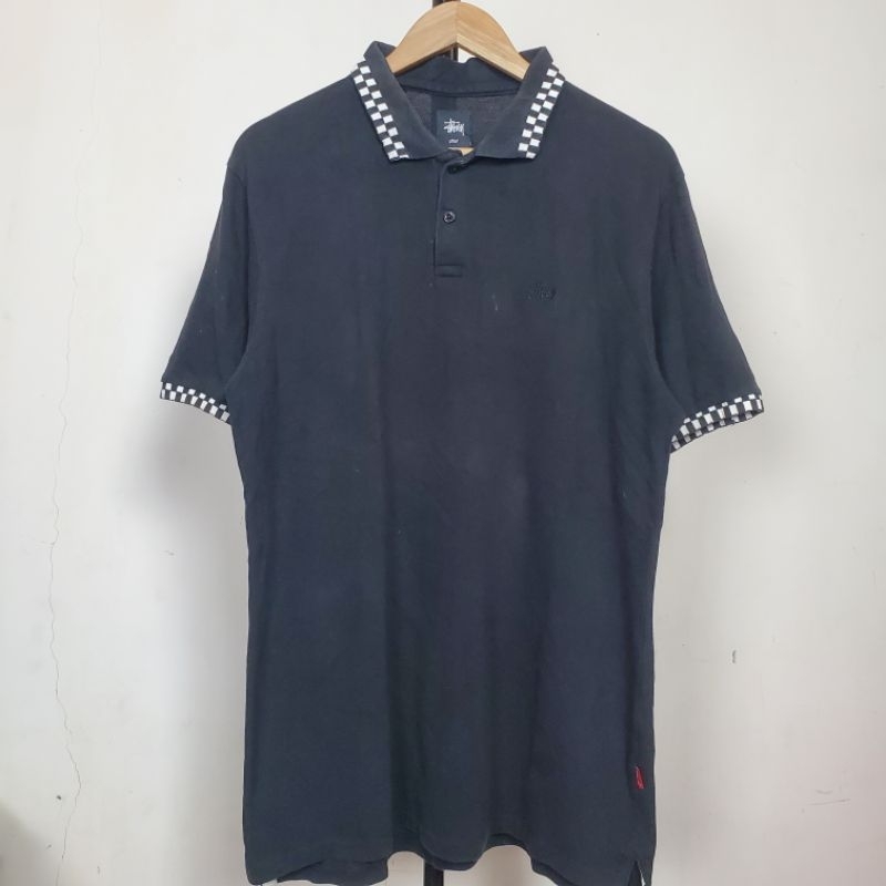 kaos polo stussy hitam