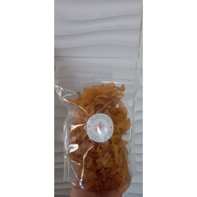 

Spicy Cassava Chips (Keripik Singkong Pedas Daun Jeruk)