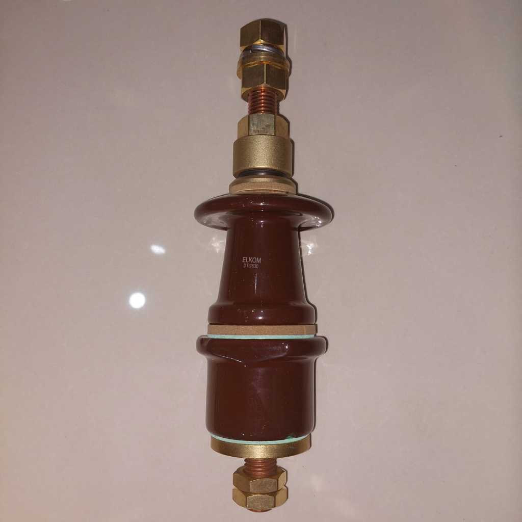 Bushing Trafo / Bushing Keramik / Isolator Keramik / Isolator Trafo / Keramik Trafo / Keramik Bushin