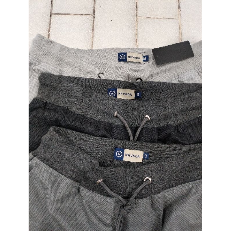 celana pendek Nevada pria