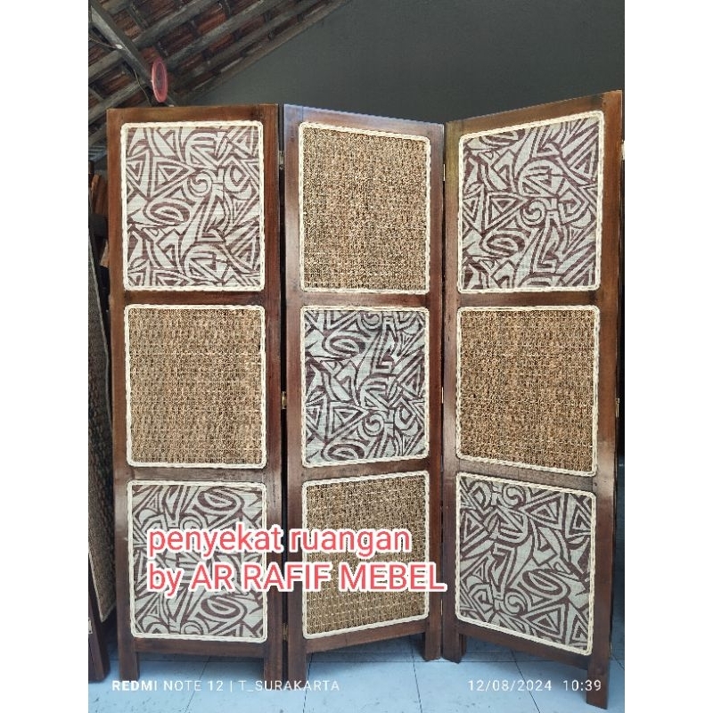 penyekat ruangan / rono rotan / pembatas ruangan / partisi rotan / sketsel rotan