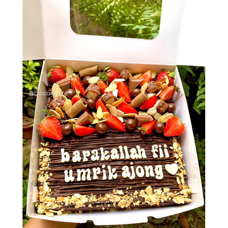 

Brownies Custom Ulang Tahun