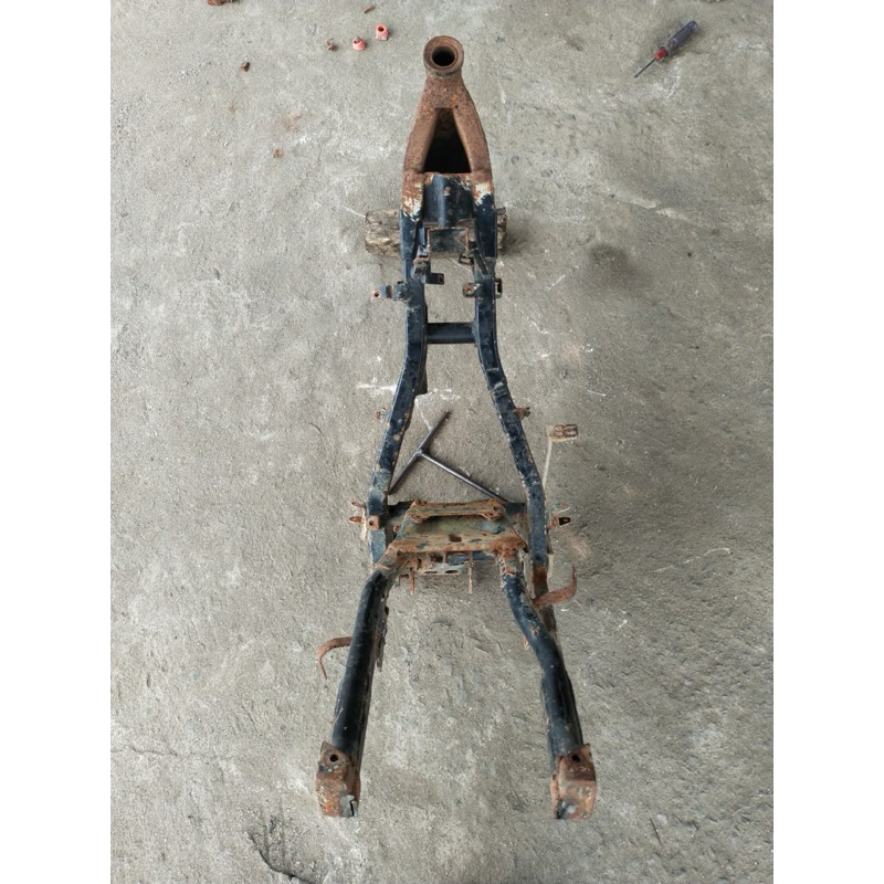 Frame ori y125z.  Minus seperti difoto.