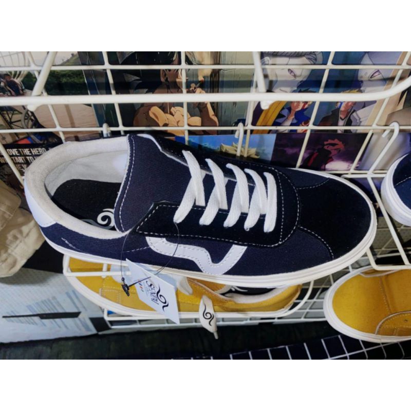 Sepatu Senpai Style New Gemuk/Big Fat Black White Pria Wanita - Best Seller