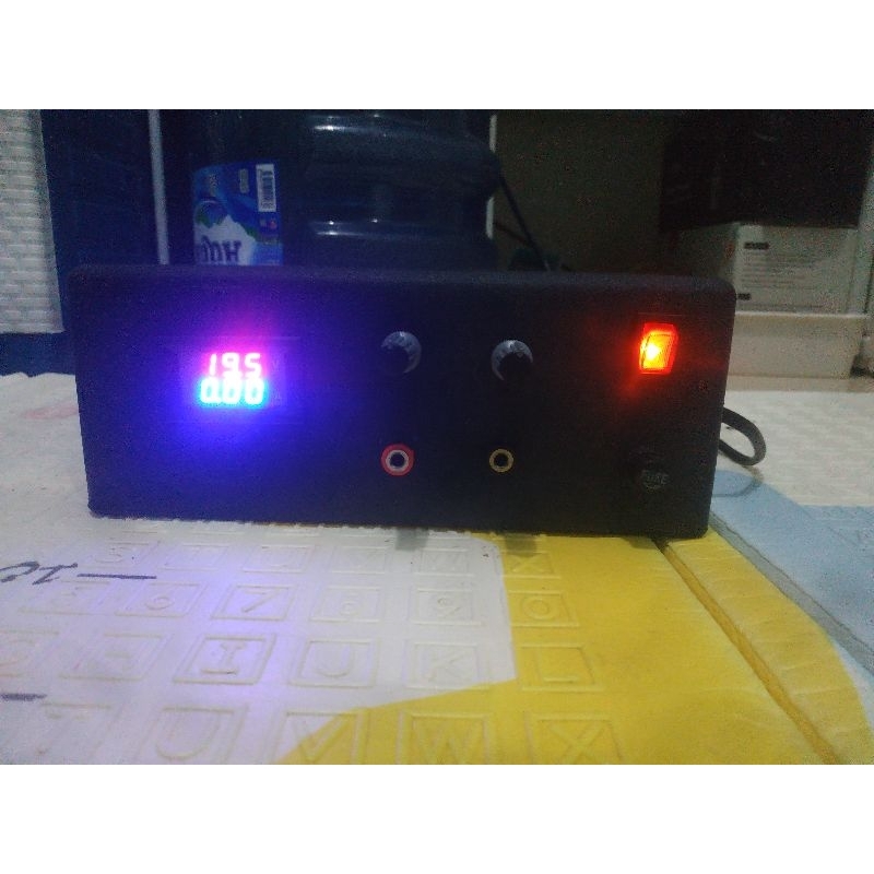 PSU VARIABLE + MBR 20v 4a