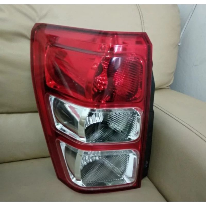 stoplamp lampu belakang suzuki grand vitara