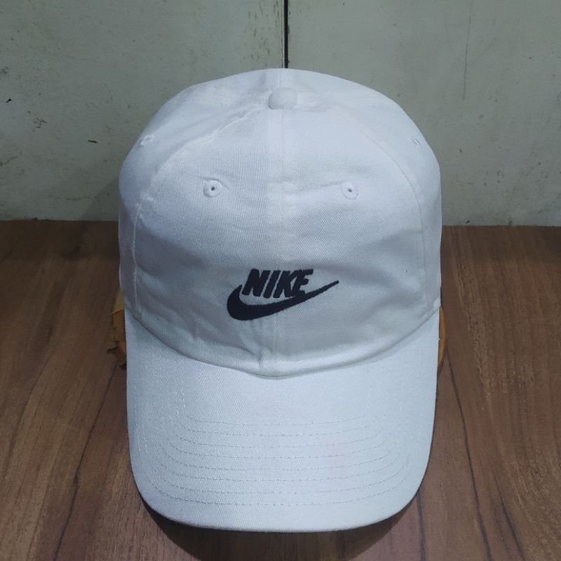 Topi nike original putih