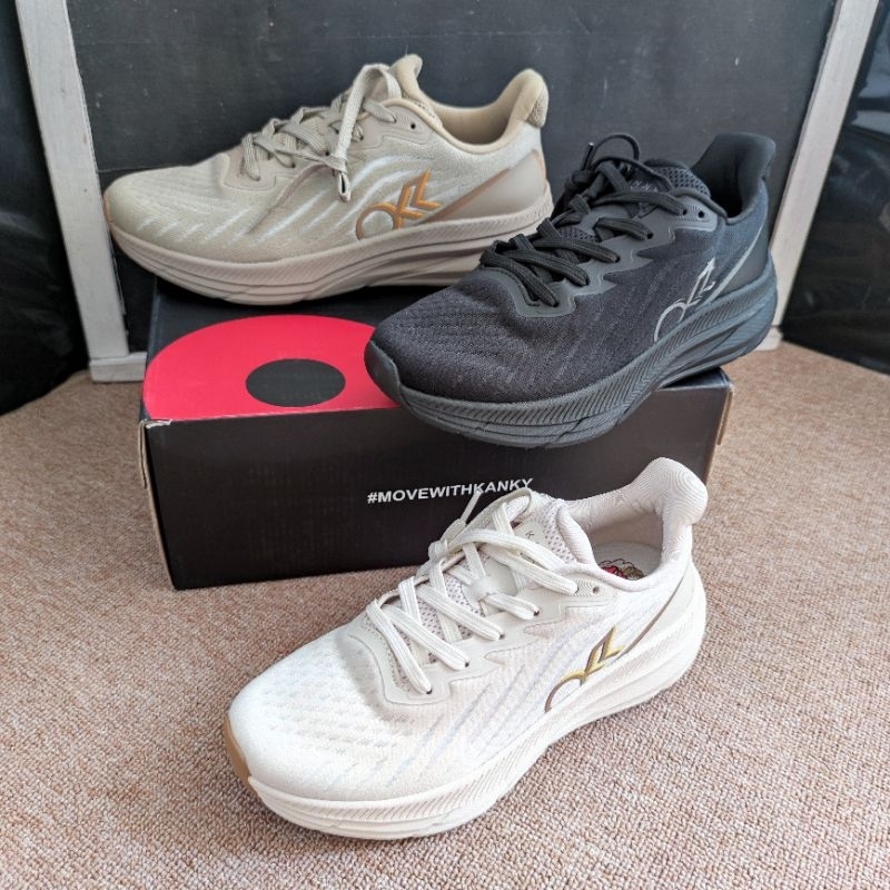 Sepatu Kanky X Tirta Story Michi