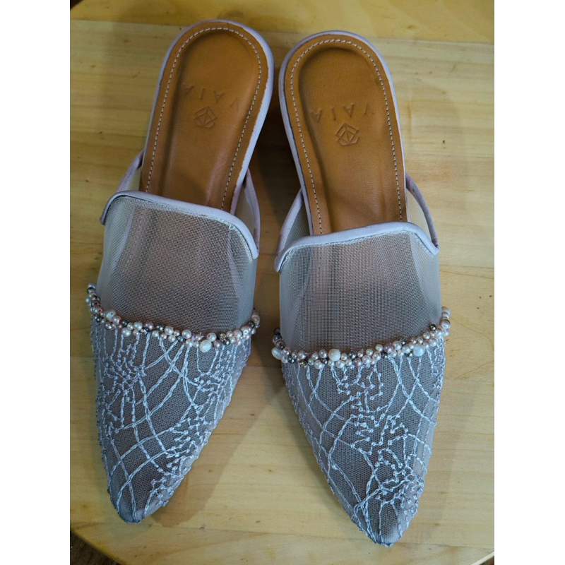 Preloved VAIA size 37