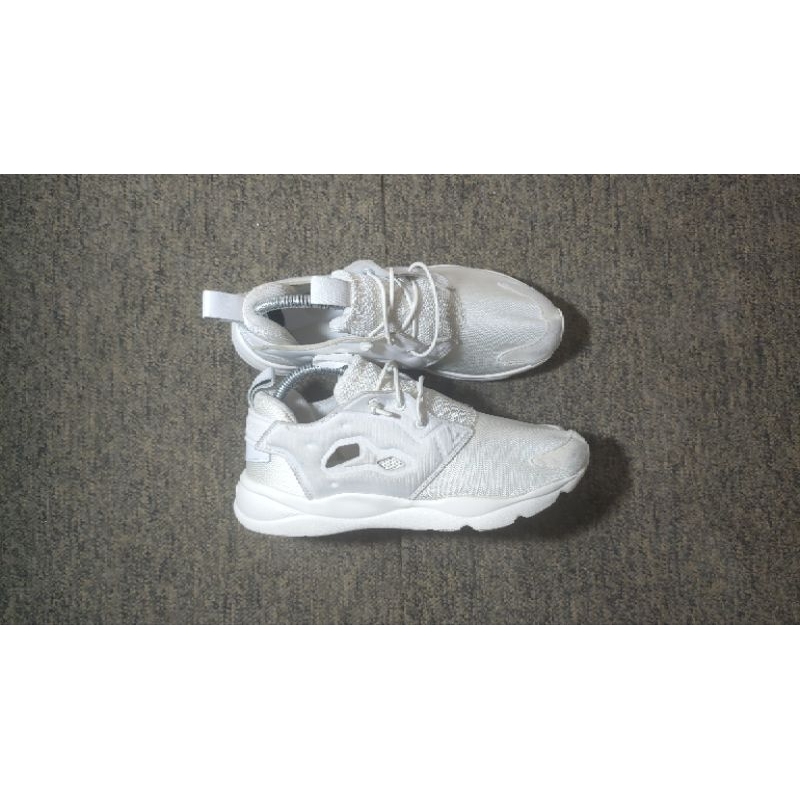REEBOK FURYLITE WHITE