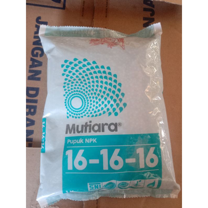 Mutiara Pupuk NPK 16-16-16