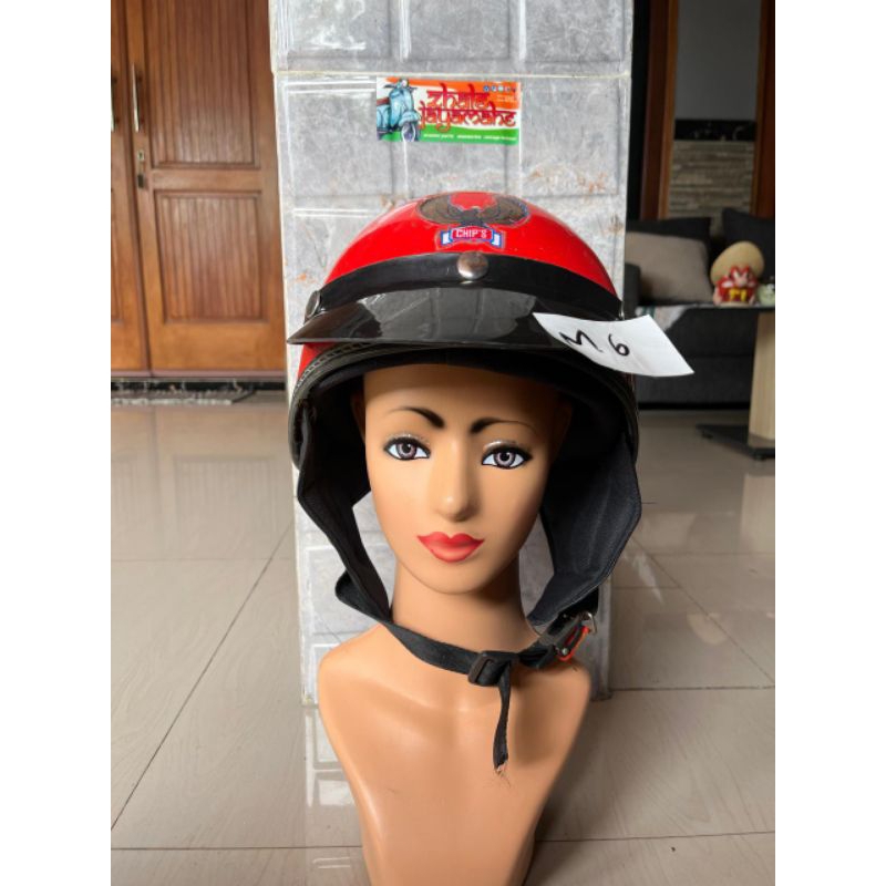 HELM VINTAGE Helm Chips Vespa Ori Merah