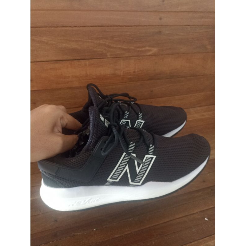 New Balance 247