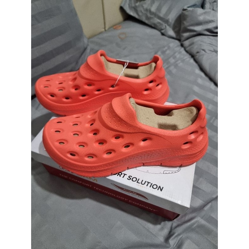 Sepatu Original Skechers GoFoam size 12 warna orange