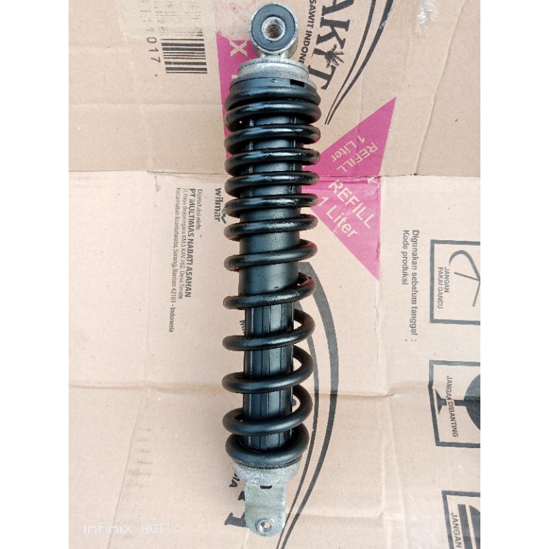 shok belakang motor Honda bit karbu bit fi 2013 Vario karbu texno karbu secupy karbu bekas second or